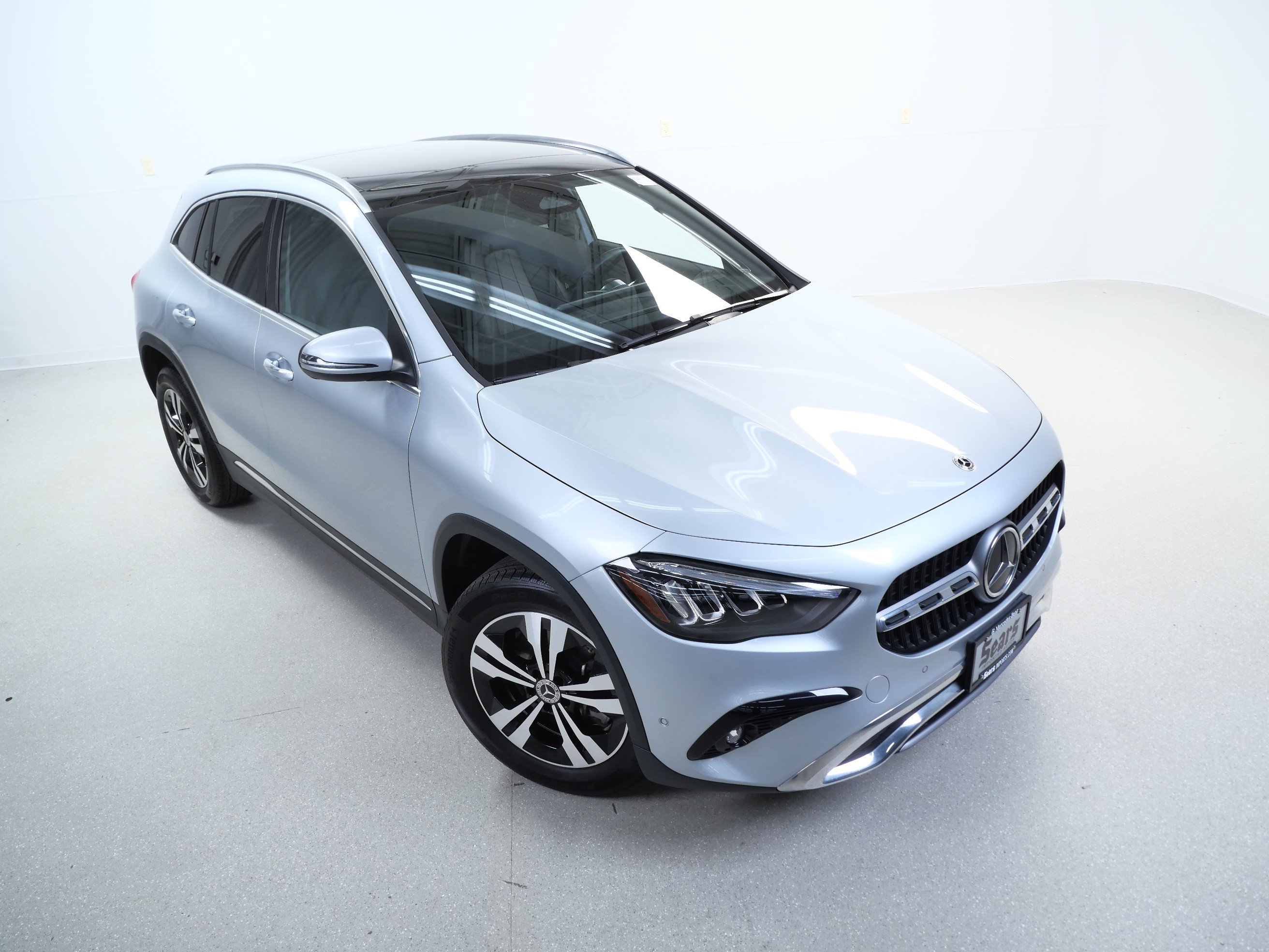Certified 2025 Mercedes-Benz GLA 250 4MATIC image 4