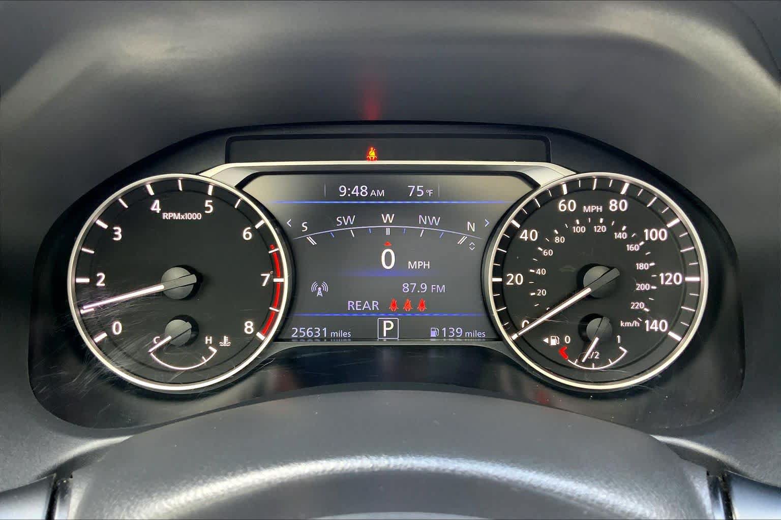 Used 2023 Nissan Altima 2.5 SR w/ SR Premium Package FWD image 26