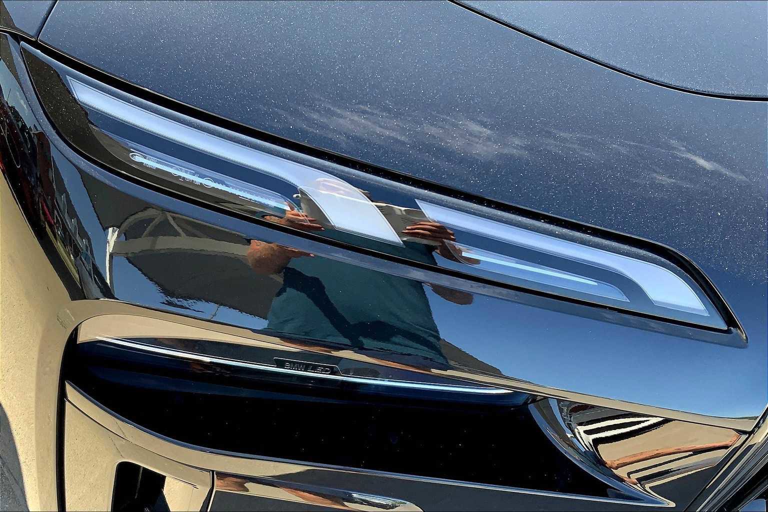 New 2025 BMW i7 xDrive60 AWD/4WD image 13