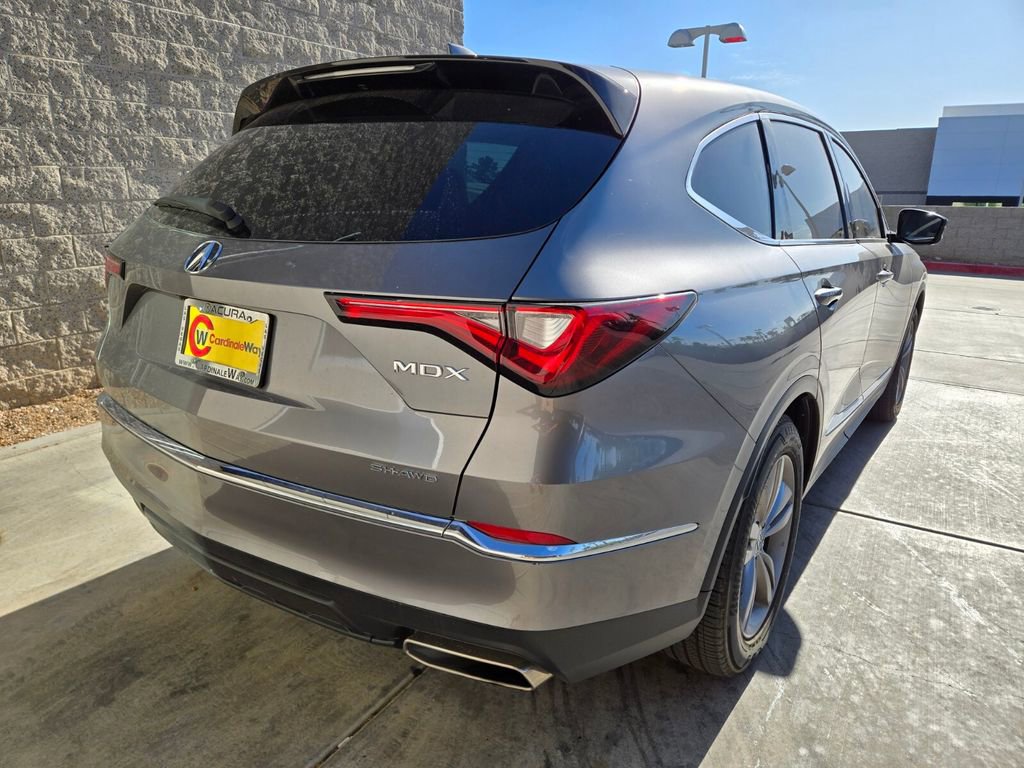 Used 2023 Acura MDX SH-AWD image 4