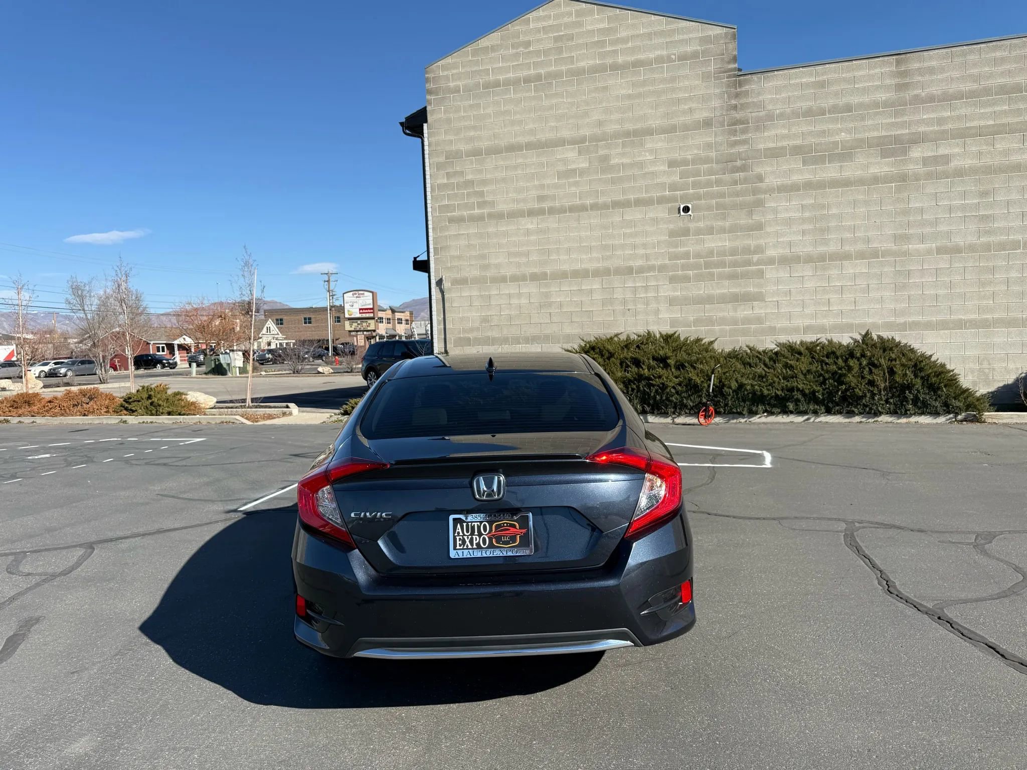 Used 2020 Honda Civic EX image 6