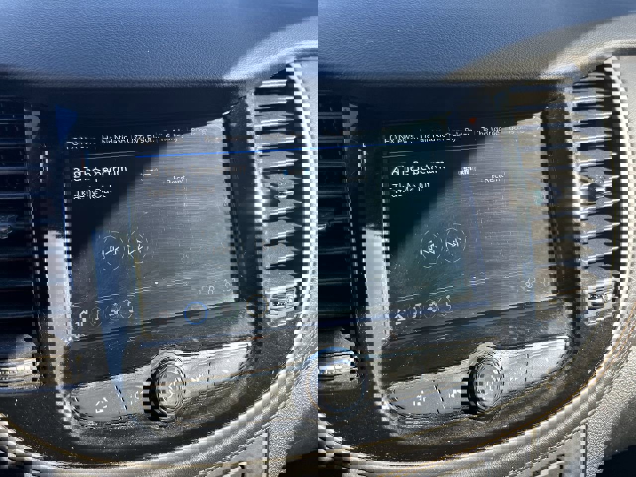 Used 2018 Chevrolet Trax LT w/ Redline Edition image 23