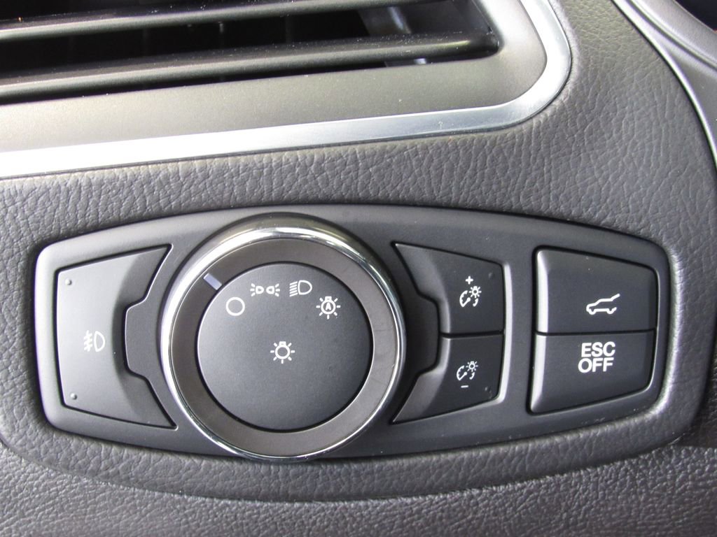 Used 2022 Ford Edge ST w/ Equipment Group 401A image 35