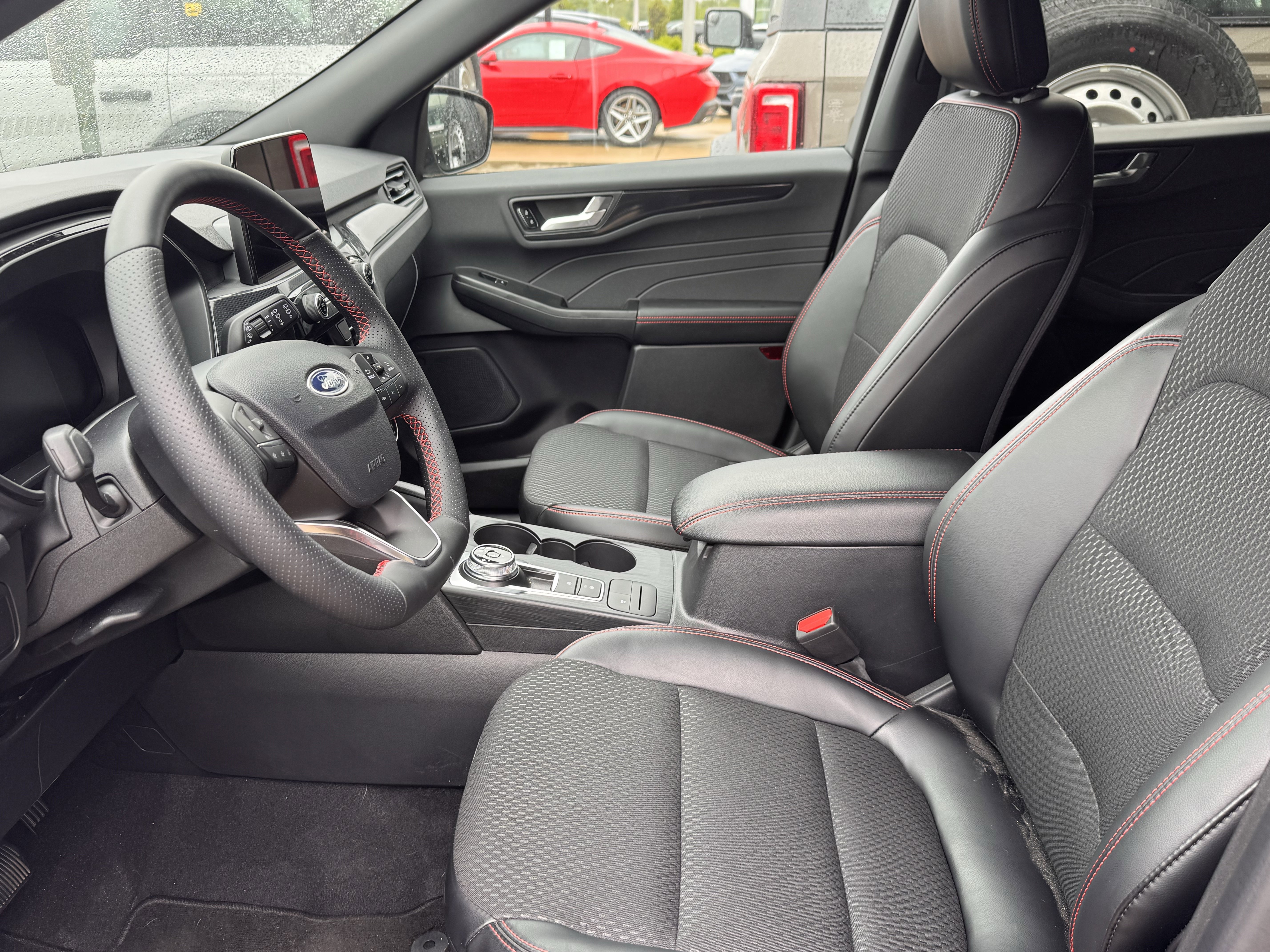 New 2026 Ford Escape ST-Line Select AWD/4WD image 9