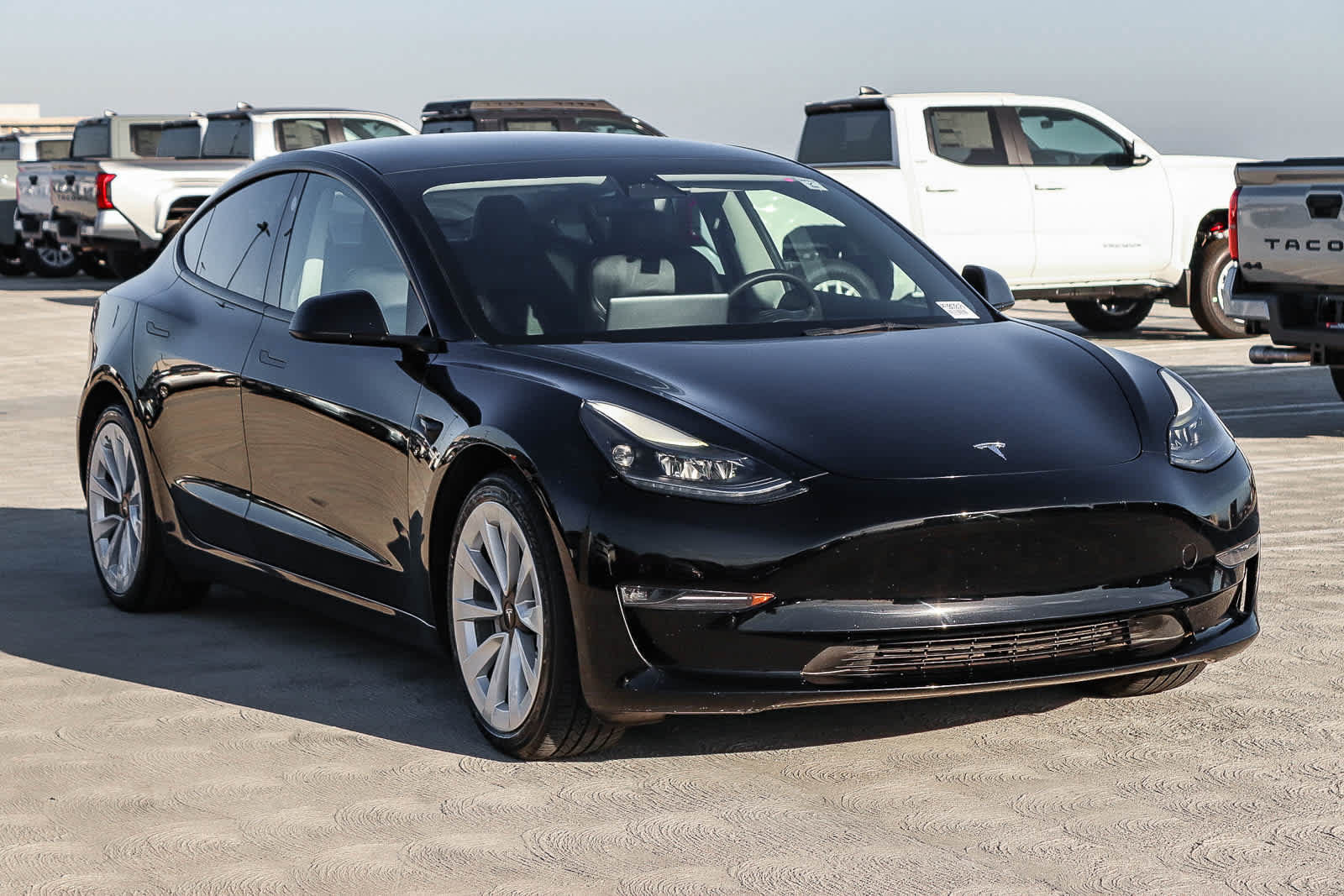 Used 2023 Tesla Model 3 Long Range AWD/4WD image 3