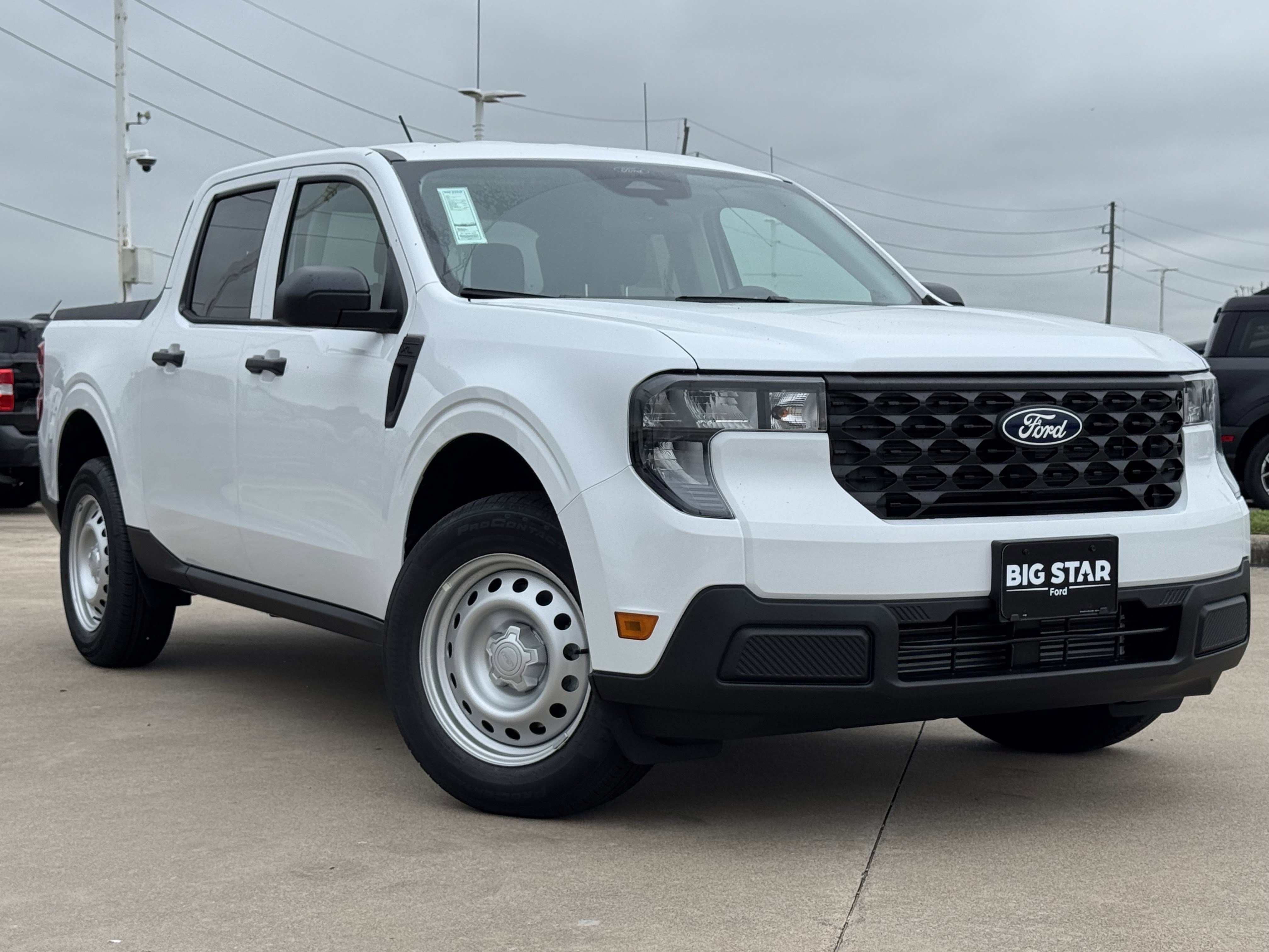 New 2026 Ford Maverick XL AWD/4WD image 2