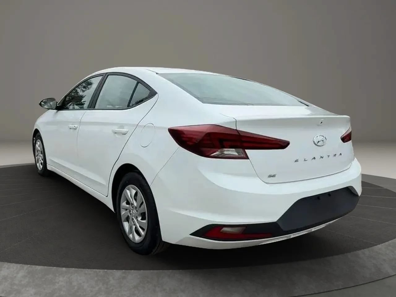 Used 2020 Hyundai Elantra SE w/ Cargo Package (C1) FWD image 4