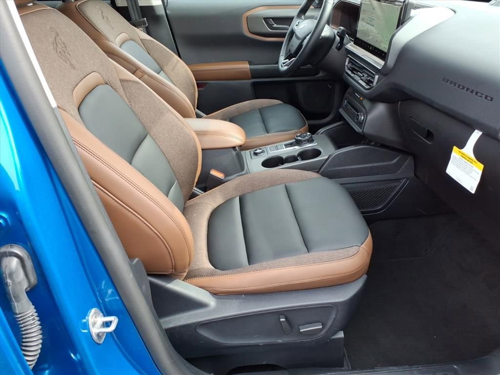 Certified 2025 Ford Bronco Sport Outer Banks w/ Outer Banks Tech Package+ image 9