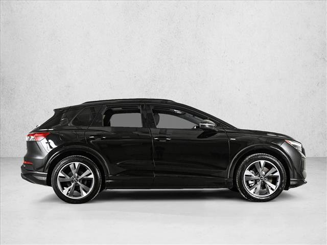 Certified 2024 Audi Q4 e-tron Premium image 4
