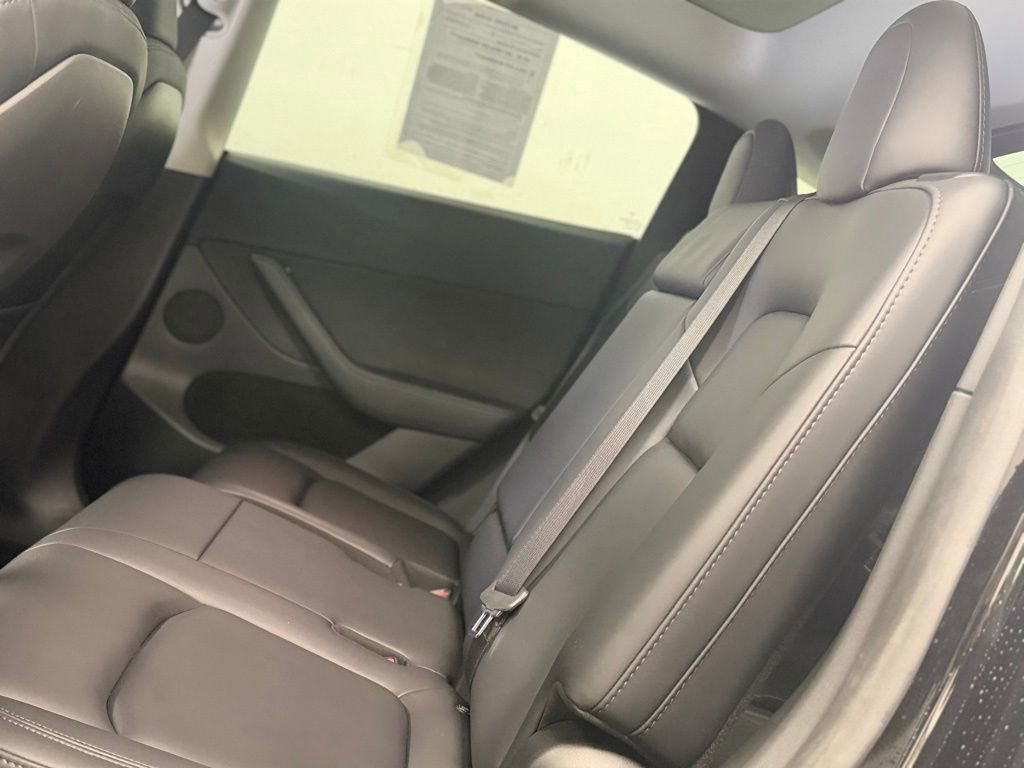 Used 2024 Tesla Model Y Long Range image 6