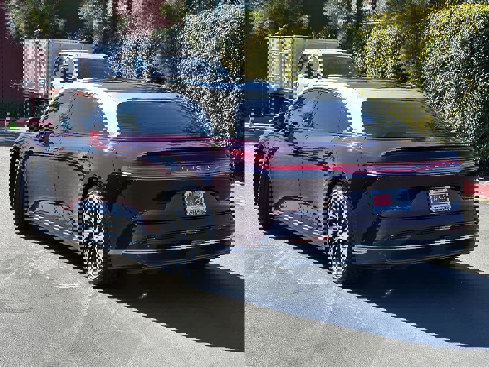 Used 2022 Lucid Air Grand Touring image 4