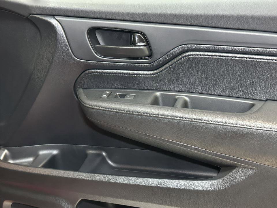 Used 2024 Honda Odyssey Sport image 35