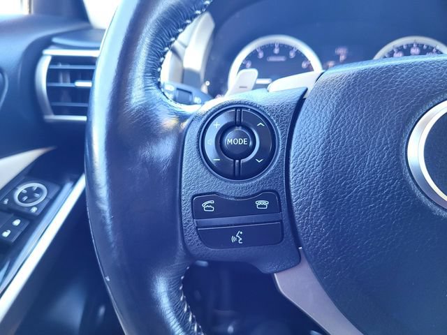 Used 2016 Lexus IS 200t RWD image 25