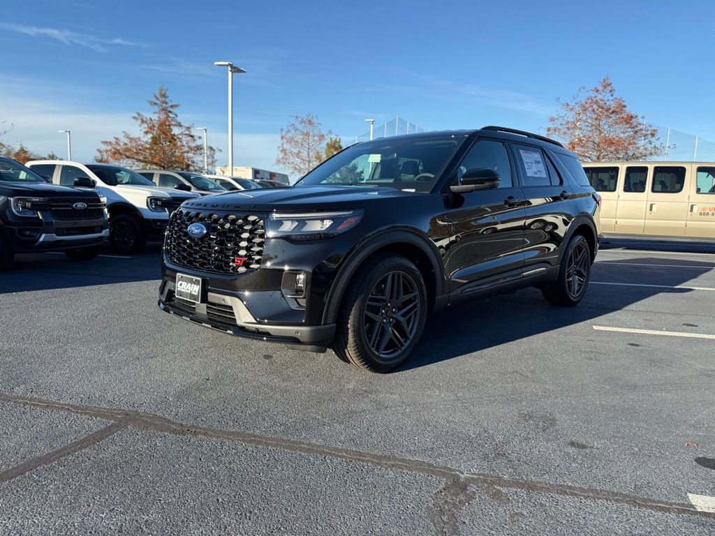 New 2026 Ford Explorer ST image 3