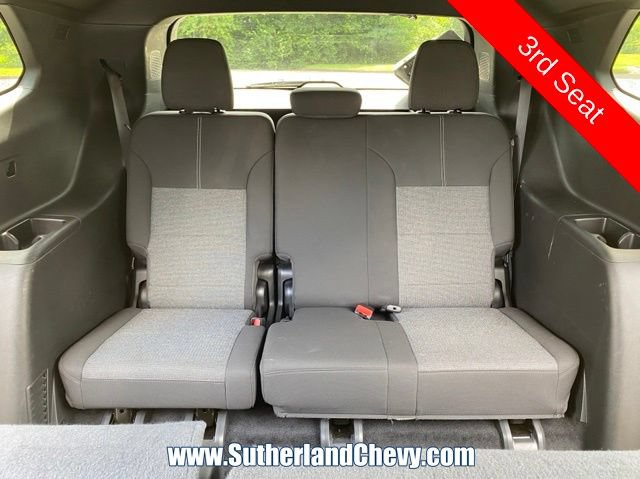 Used 2025 GMC Acadia Elevation FWD image 43