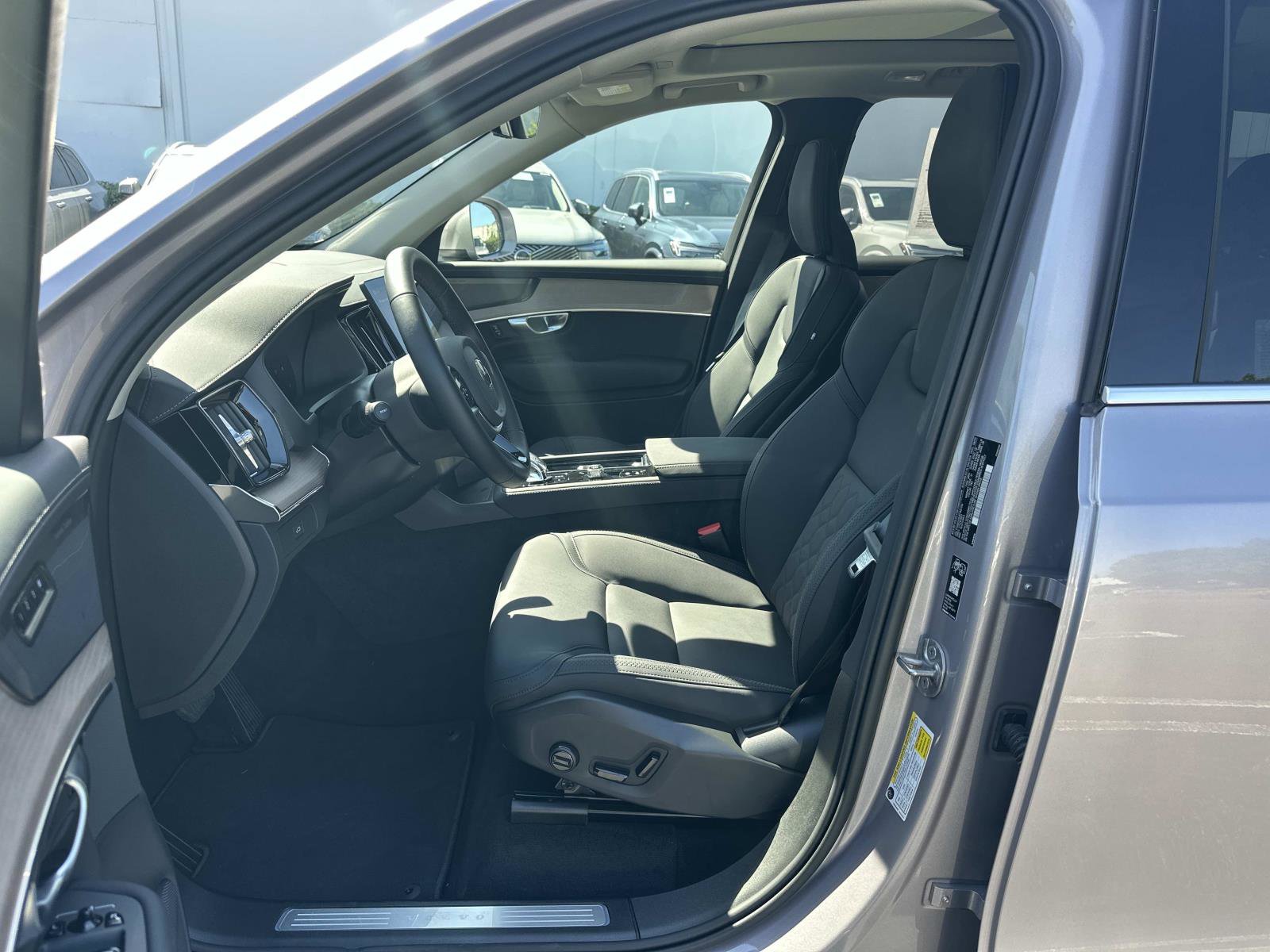 Certified 2026 Volvo XC90 B5 Plus image 17