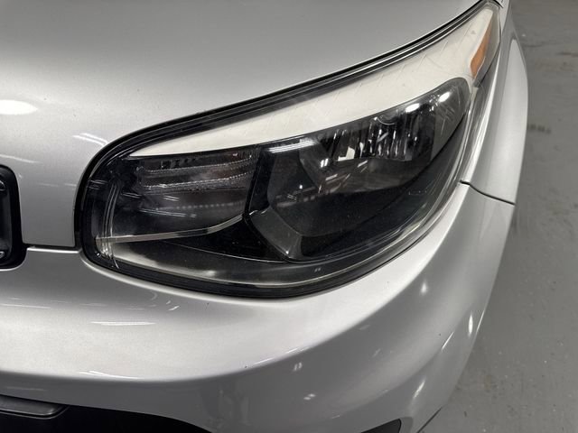 Used 2017 Kia Soul image 27