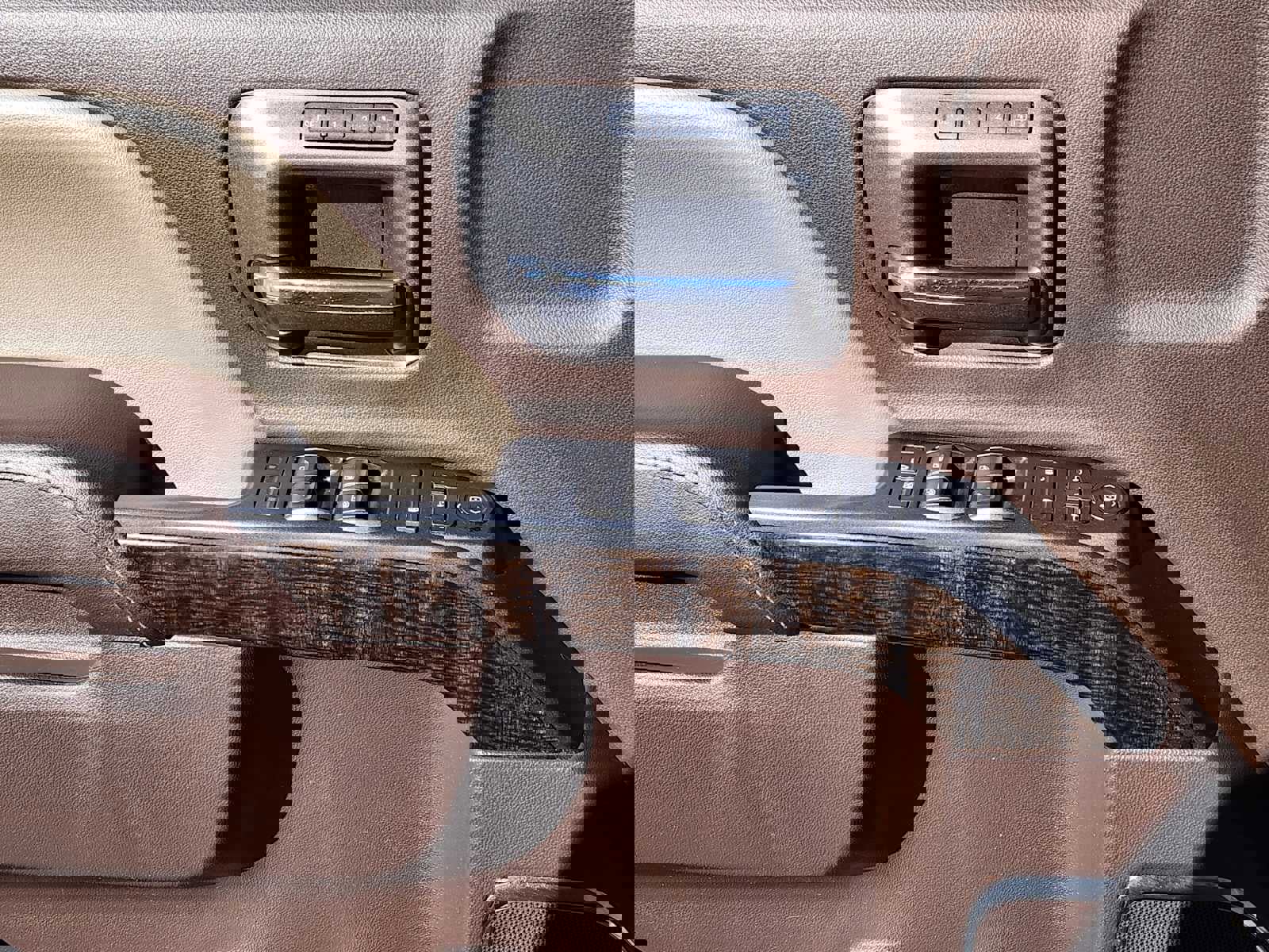 Used 2016 GMC Sierra 2500 Denali w/ Duramax Plus Package image 6