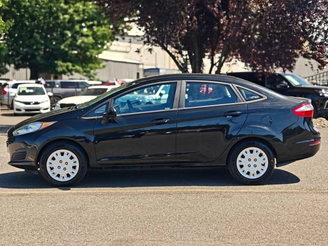 Used 2016 Ford Fiesta S FWD image 4