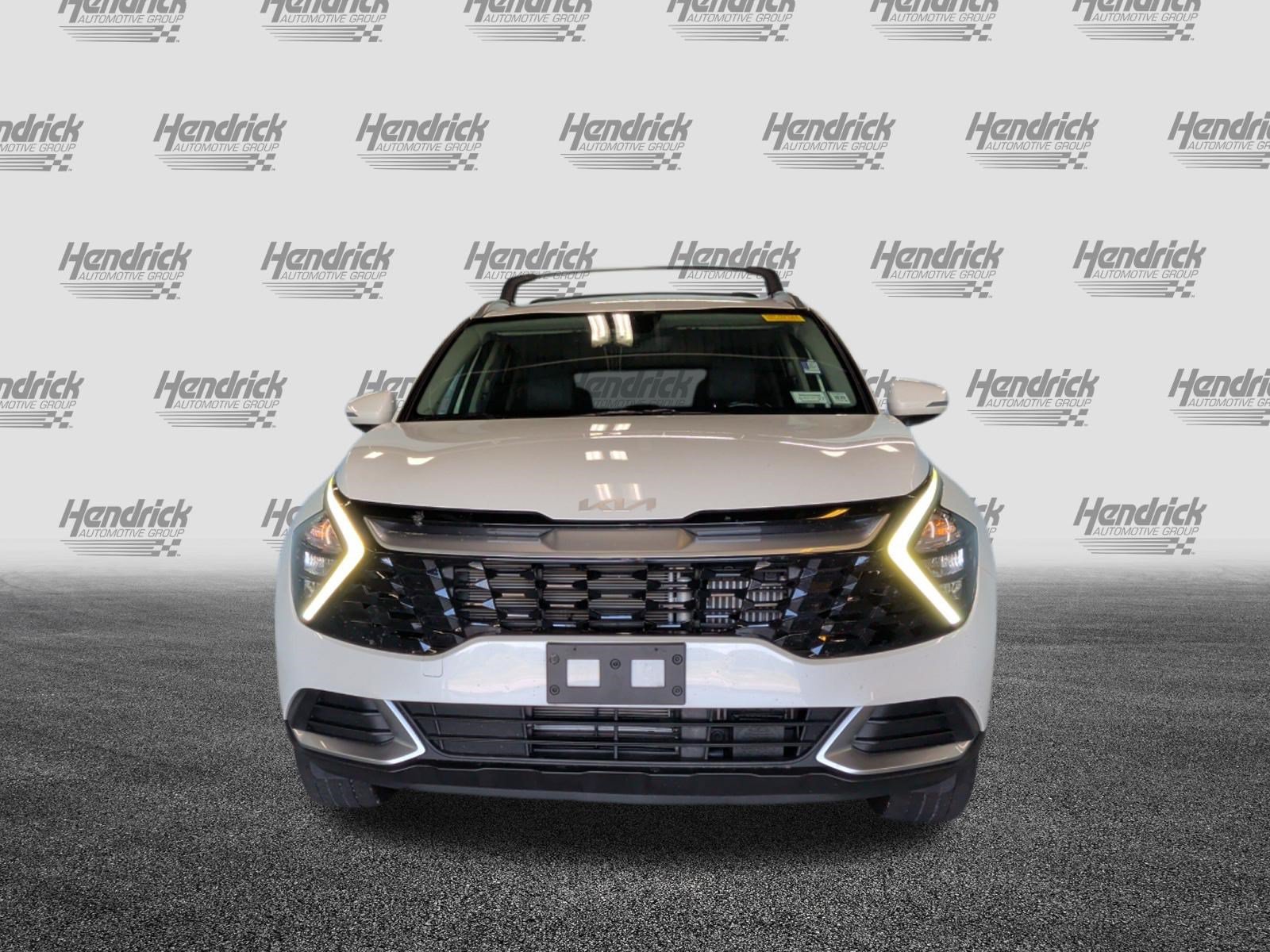 Used 2023 Kia Sportage EX AWD/4WD image 6