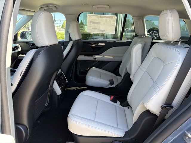 New 2026 Lincoln Aviator 2WD image 15