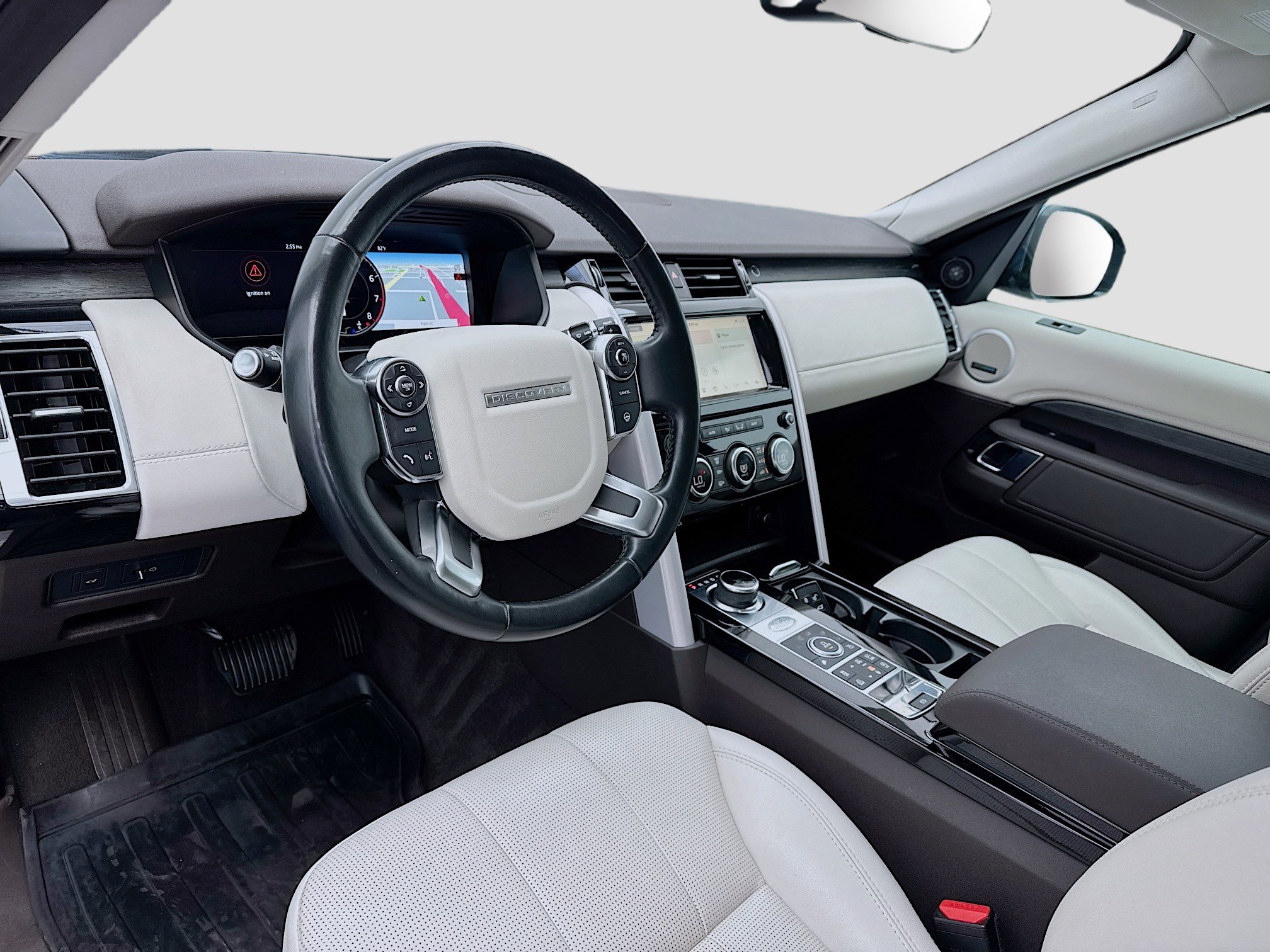 Used 2018 Land Rover Discovery HSE image 7