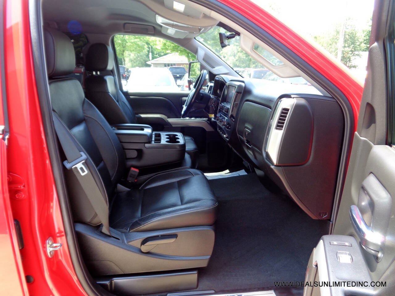 Used 2019 Chevrolet Silverado 2500 LT w/ LT Convenience Package AWD/4WD image 23