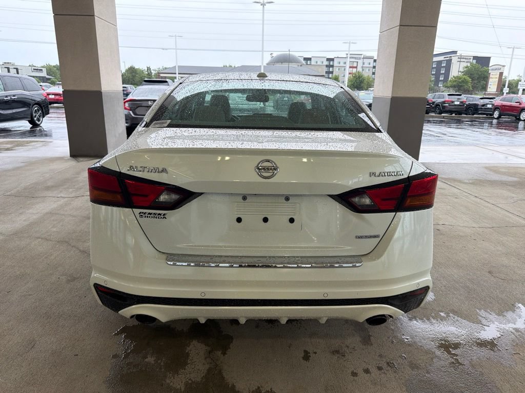Used 2019 Nissan Altima 2.0 Platinum FWD image 4