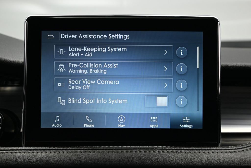 Used 2022 Lincoln Corsair AWD w/ Premium Package image 38