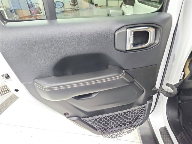 Used 2018 Jeep Wrangler Unlimited Rubicon image 34