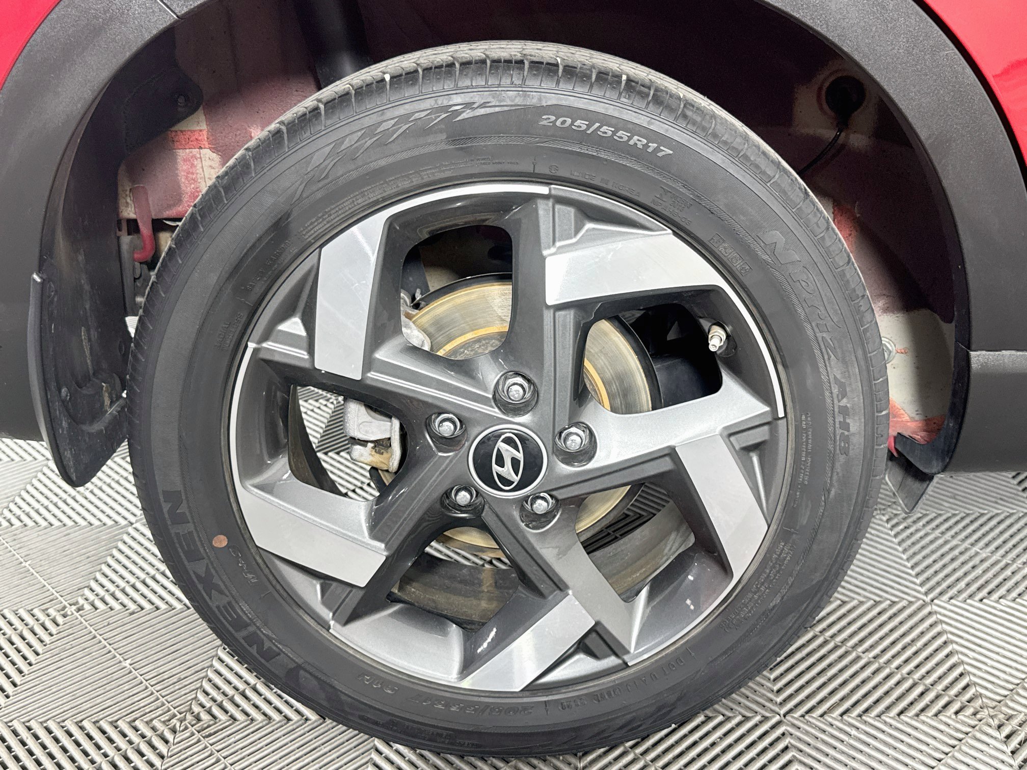Used 2021 Hyundai Venue SEL FWD image 48