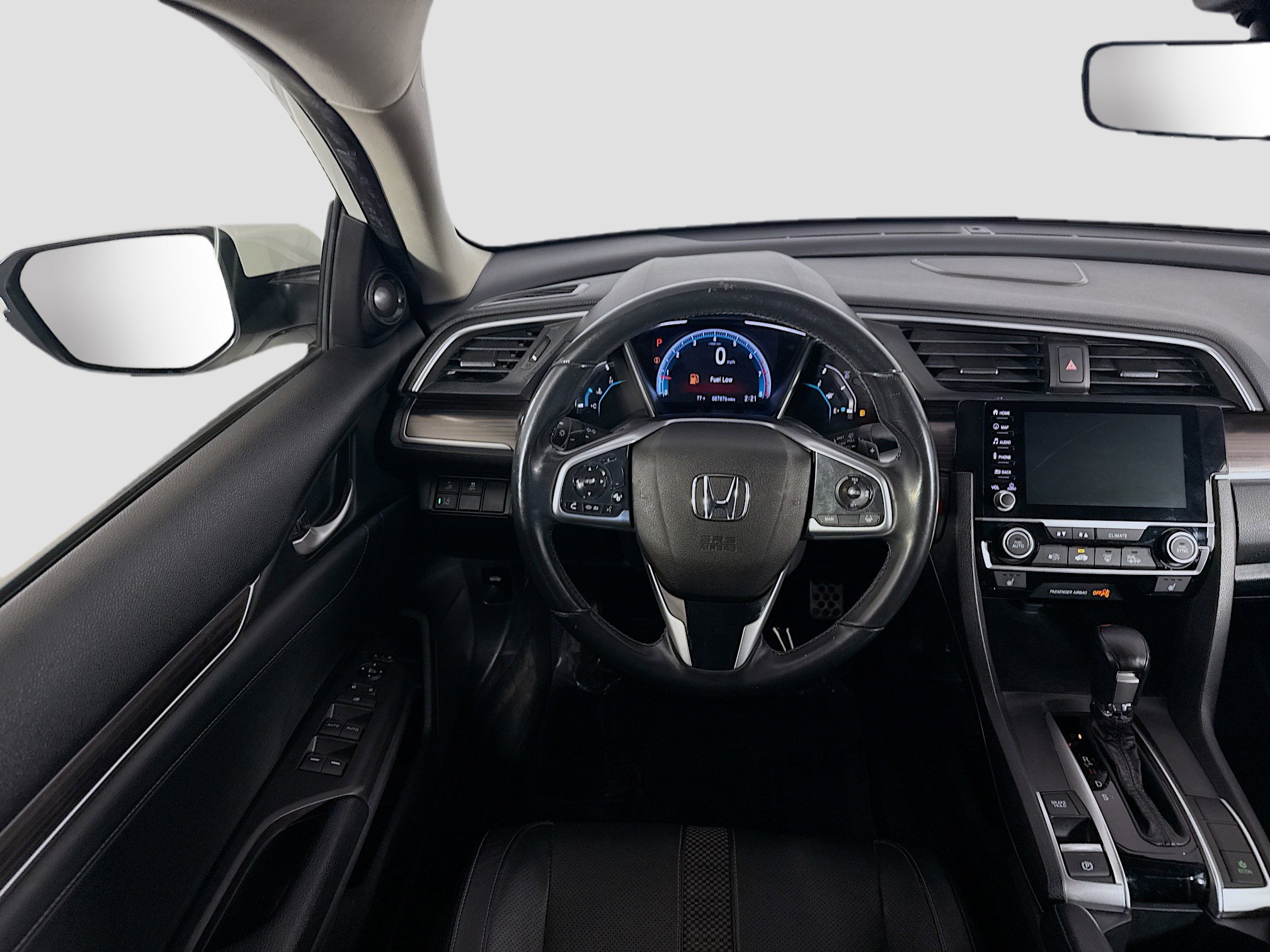 Used 2019 Honda Civic Touring image 17