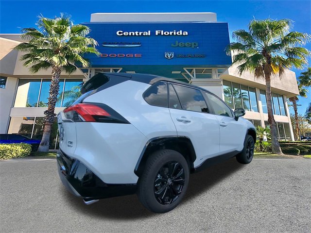 Used 2025 Toyota RAV4 XSE image 5