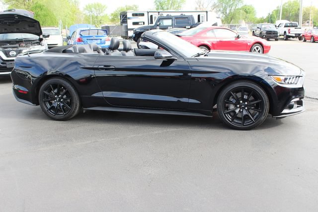 Used 2017 Ford Mustang GT Premium w/ Equipment Group 401A RWD image 30