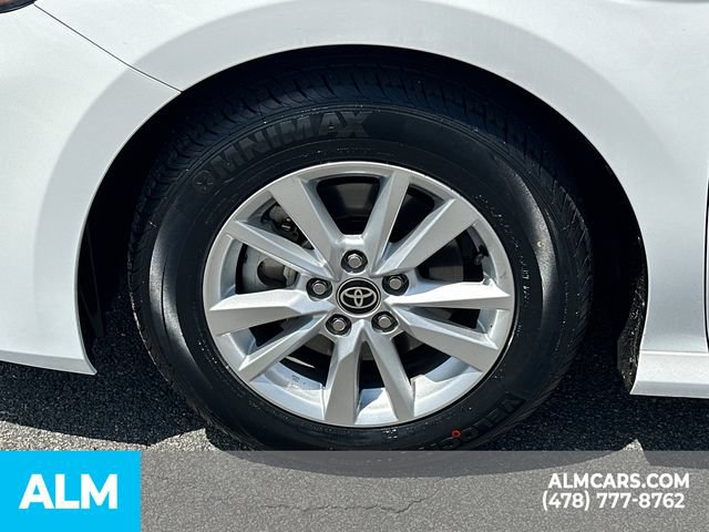Used 2025 Toyota Camry LE FWD image 12