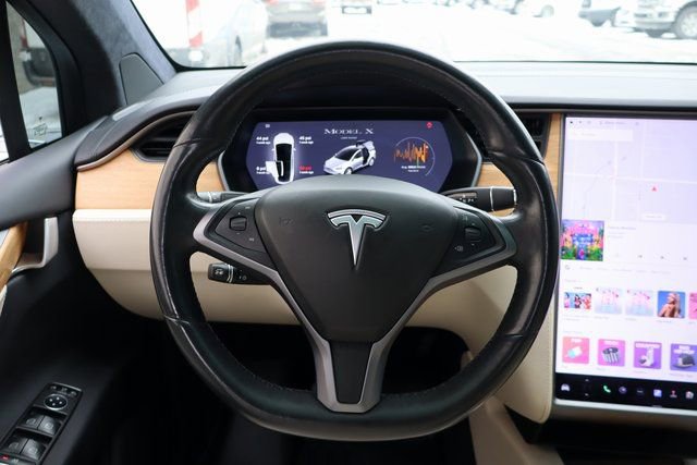 Used 2019 Tesla Model X Long Range image 22
