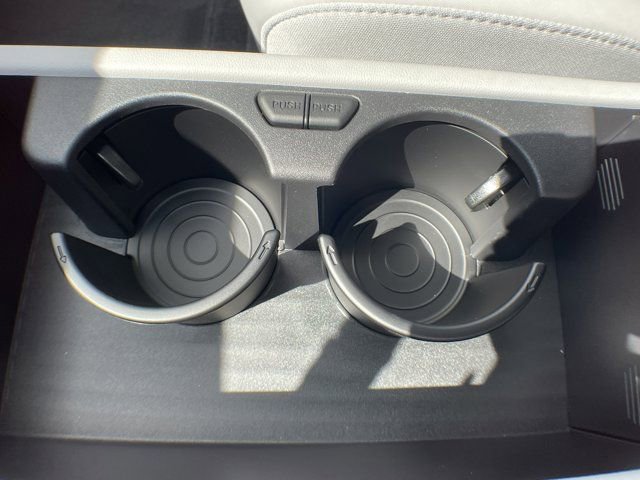 New 2026 Hyundai Kona SEL Premium image 16