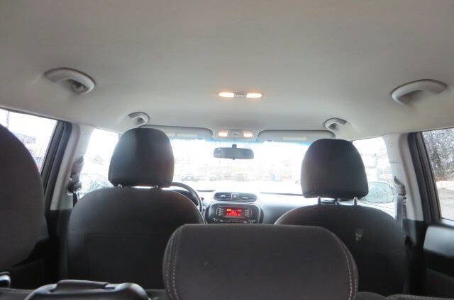 Used 2014 Kia Soul image 16