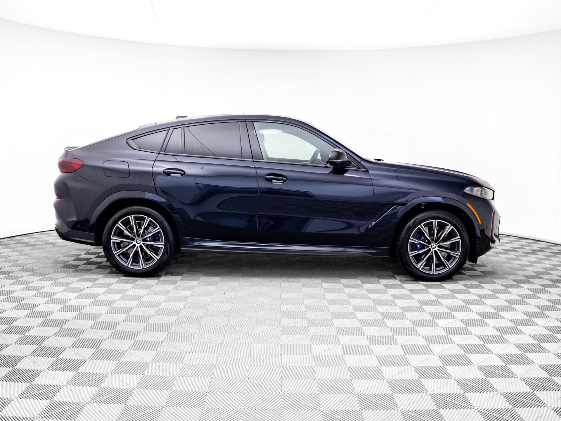 Certified 2026 BMW X6 M60i AWD/4WD image 6