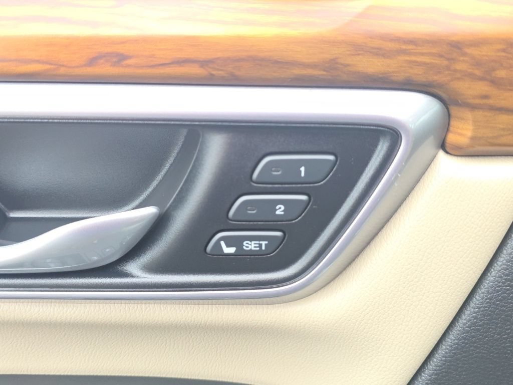 Used 2017 Honda CR-V EX-L image 19