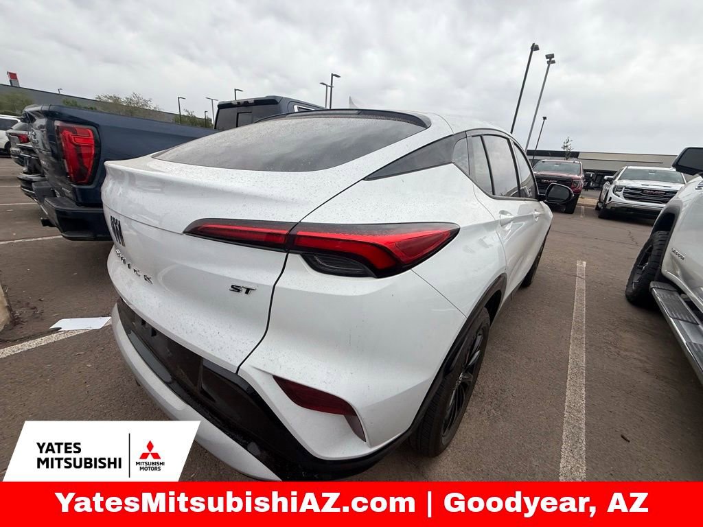 Used 2024 Buick Envista Sport Touring w/ Convenience I Package image 3