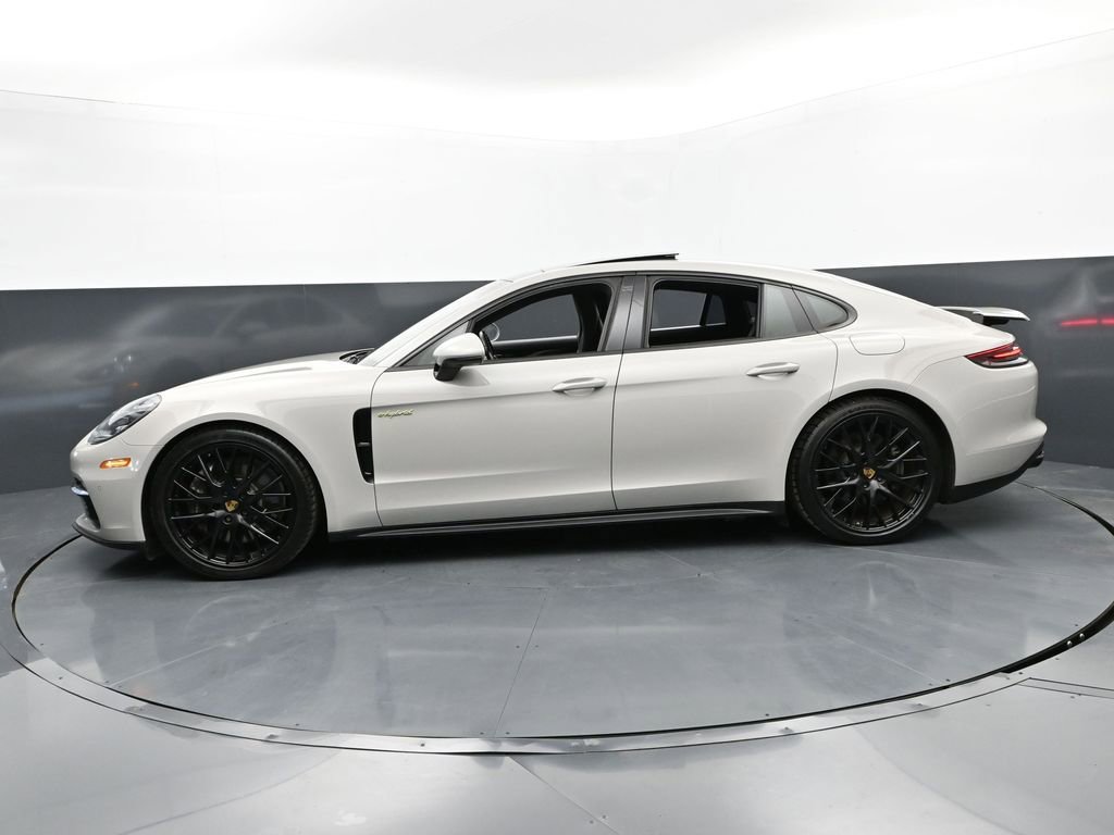 Used 2020 Porsche Panamera 4 image 4