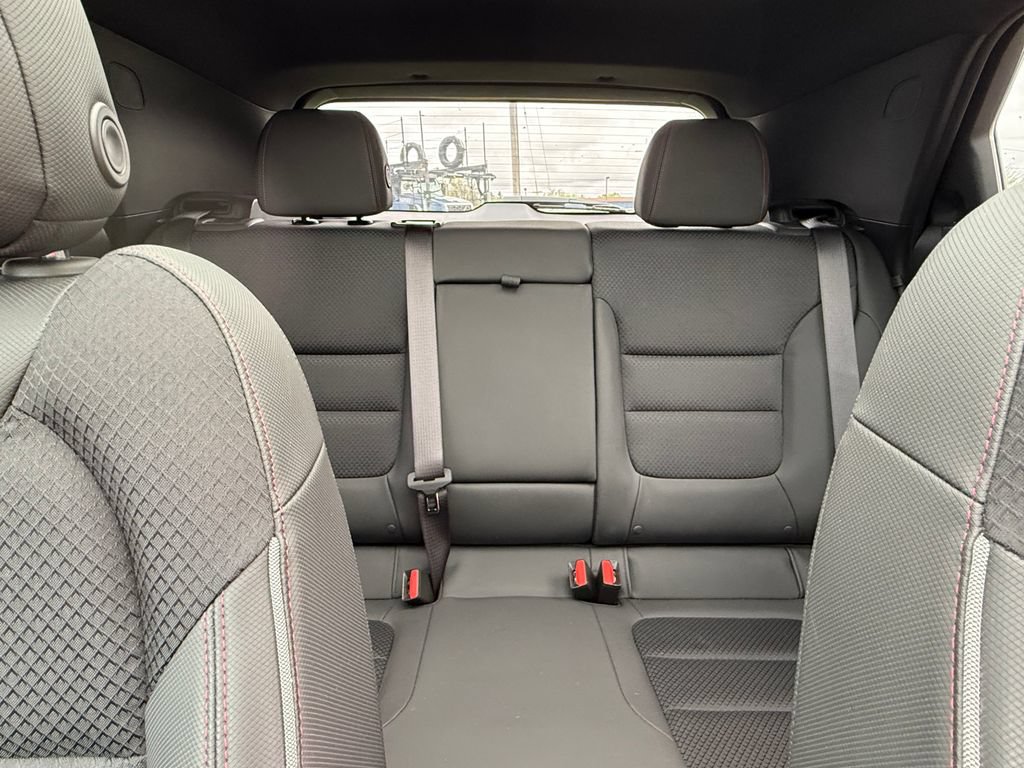 Certified 2023 Chevrolet TrailBlazer RS w/ Sun and Liftgate Package AWD/4WD image 3