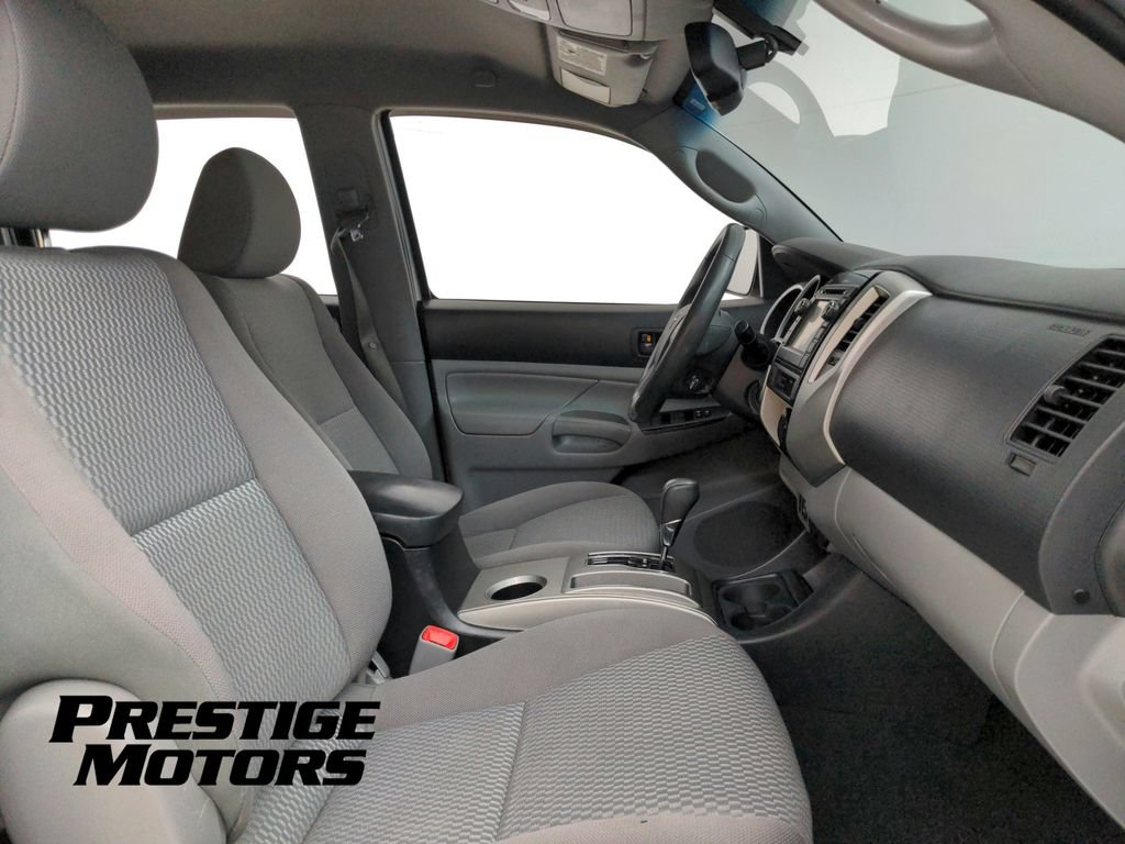 Used 2013 Toyota Tacoma 4x4 Double Cab w/ SR5 Pkg image 24