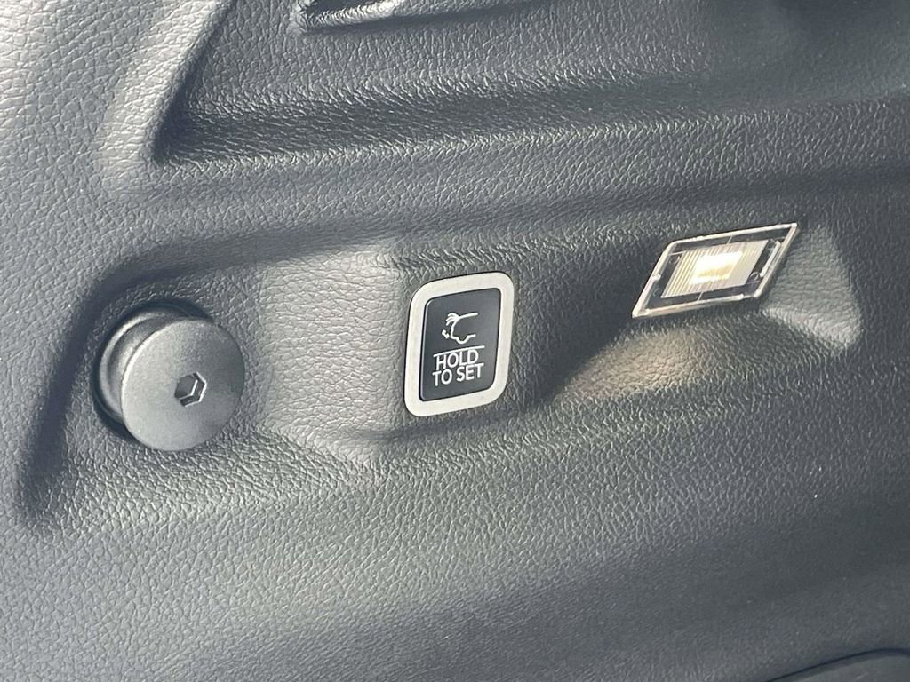 New 2026 Jeep Grand Cherokee L Limited image 38