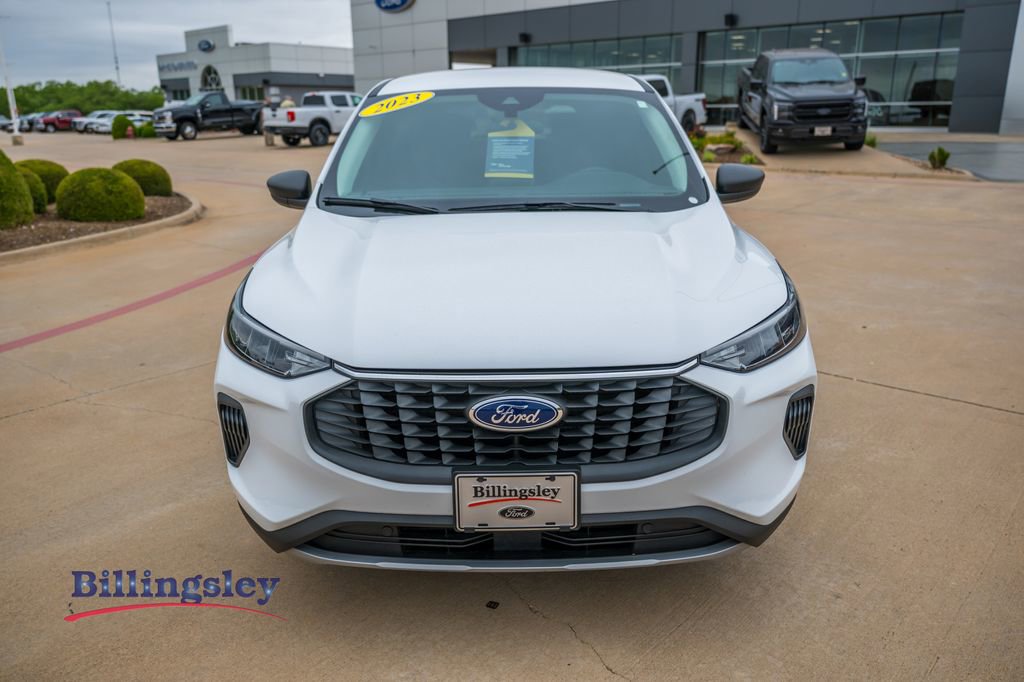 Certified 2023 Ford Escape Active FWD image 2