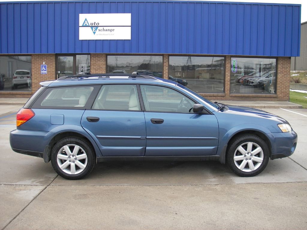 Used 2007 Subaru Outback 2.5i image 4