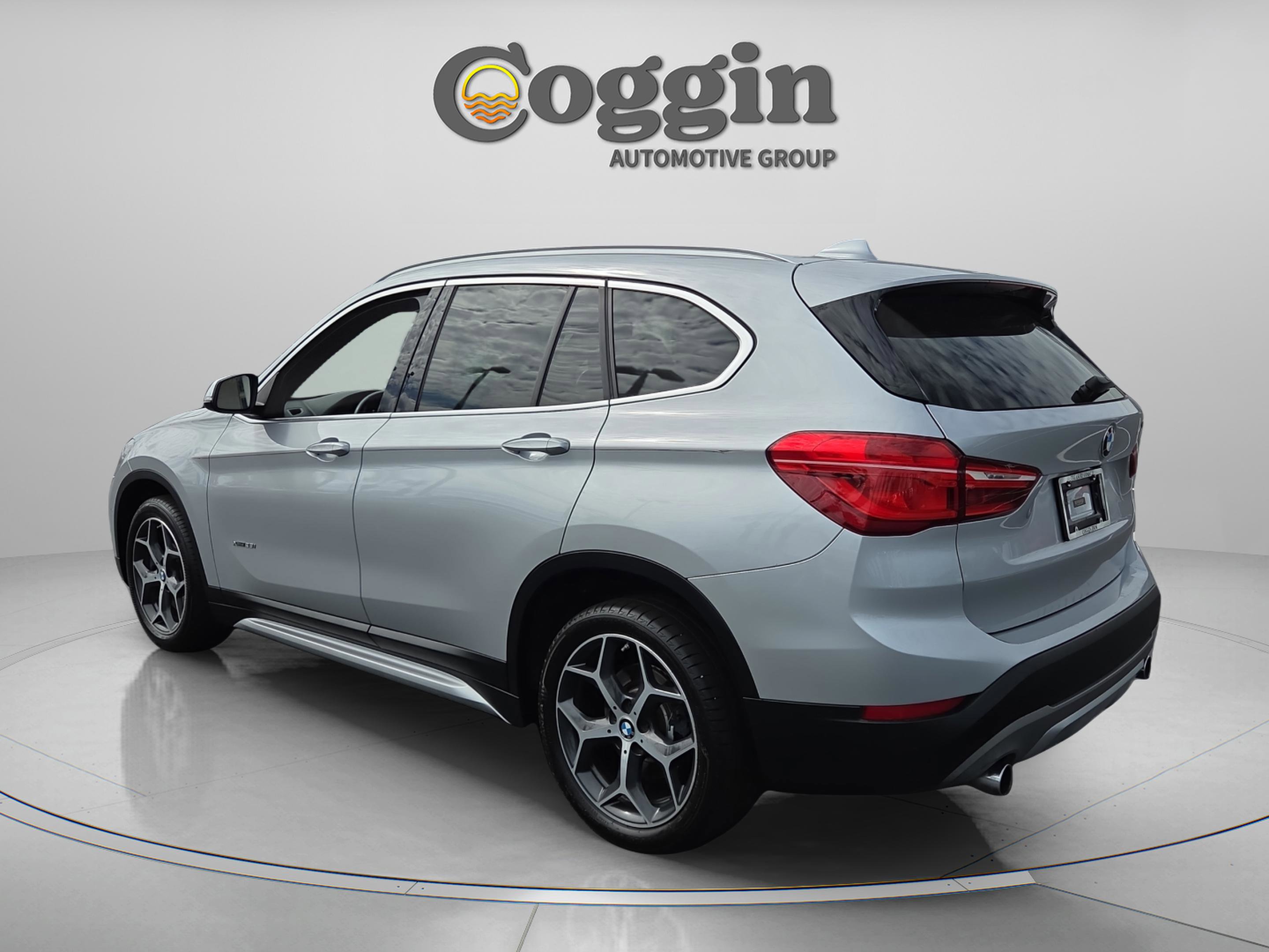 Used 2017 BMW X1 xDrive28i image 4