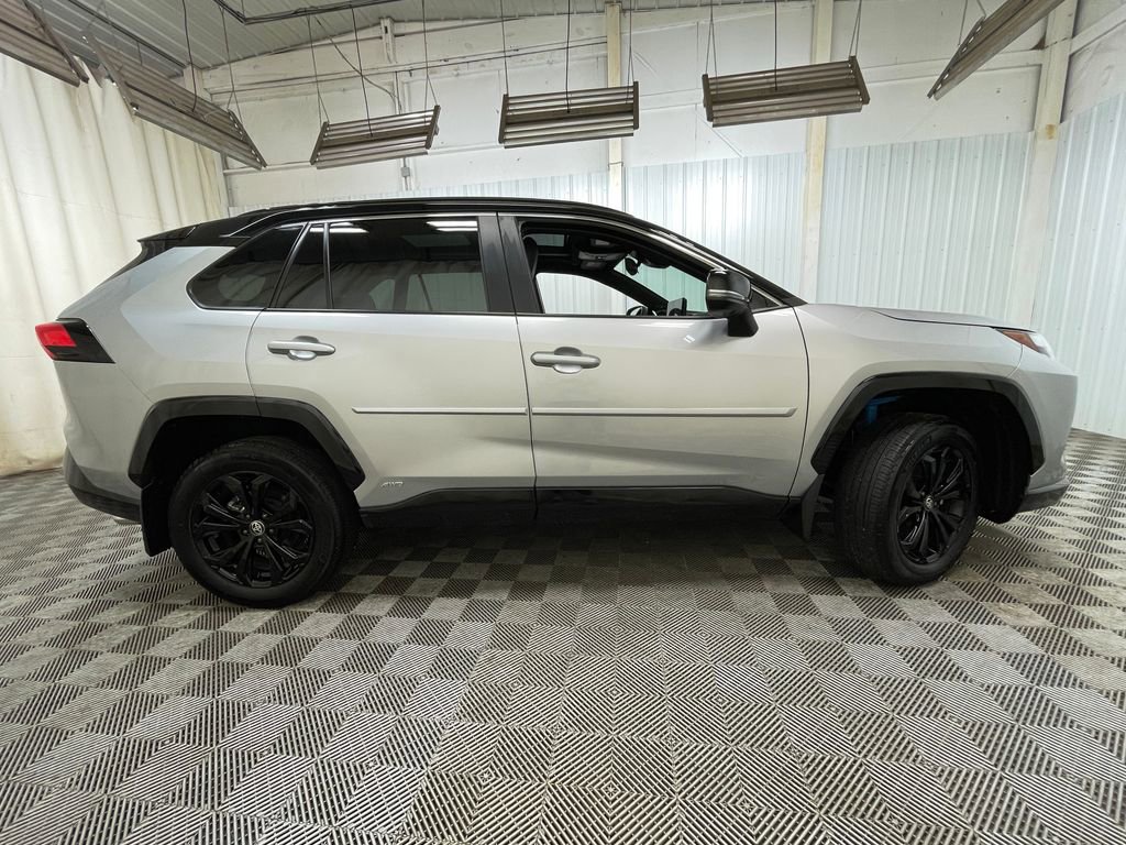 Used 2024 Toyota RAV4 XSE w/ Advanced Technology Package AWD/4WD image 22