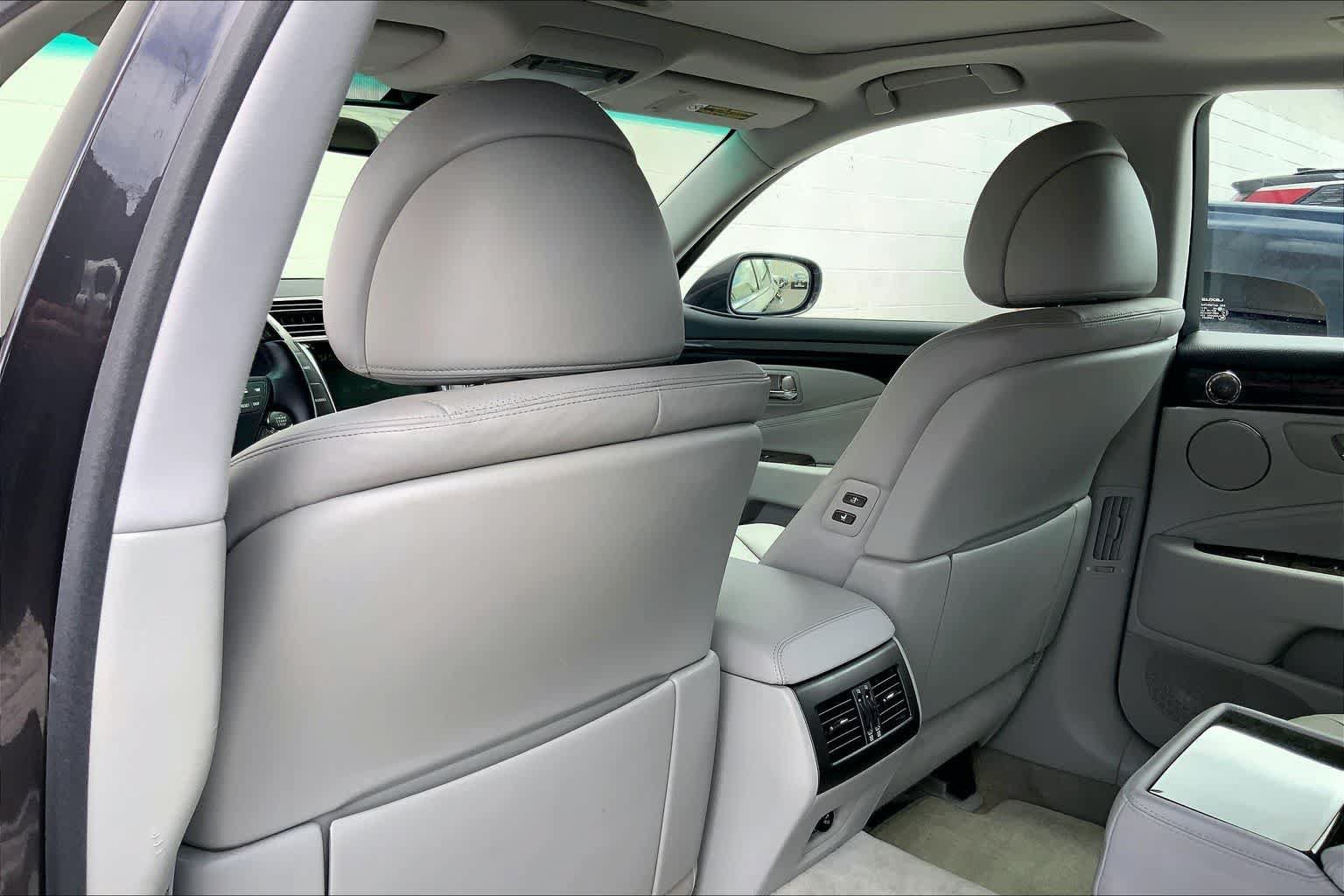Used 2007 Lexus LS 460 RWD image 12